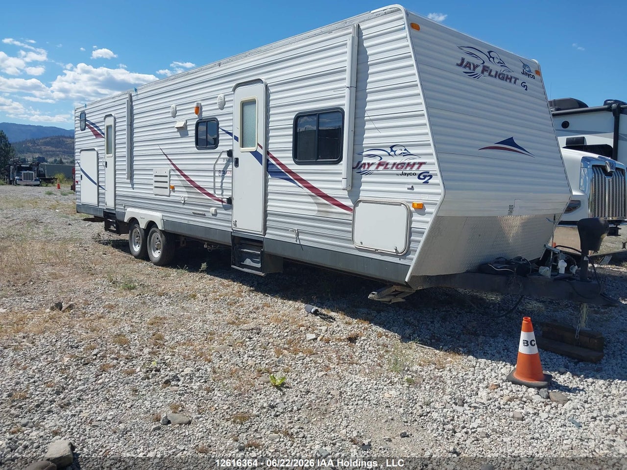 2009 JAYCO TRAVEL TRAILER thumbnail 2