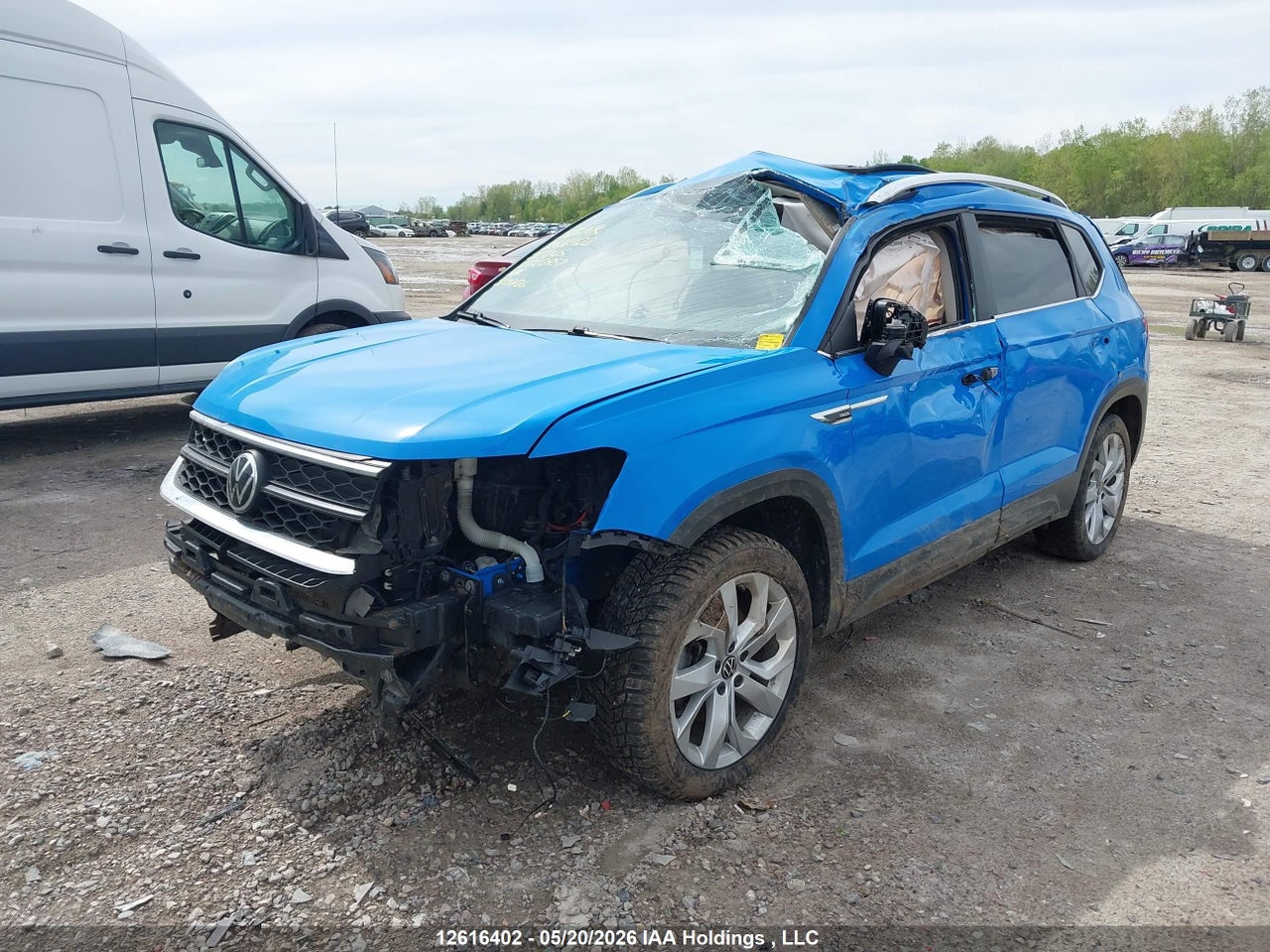 2022 VOLKSWAGEN TAOS thumbnail 3