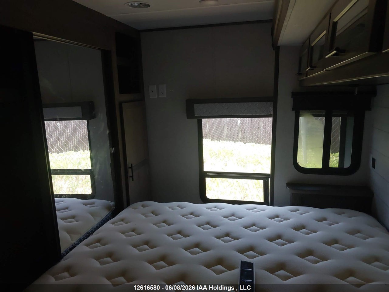 2020 FOREST RIVER SALEM VILLA PARK MODEL thumbnail 9