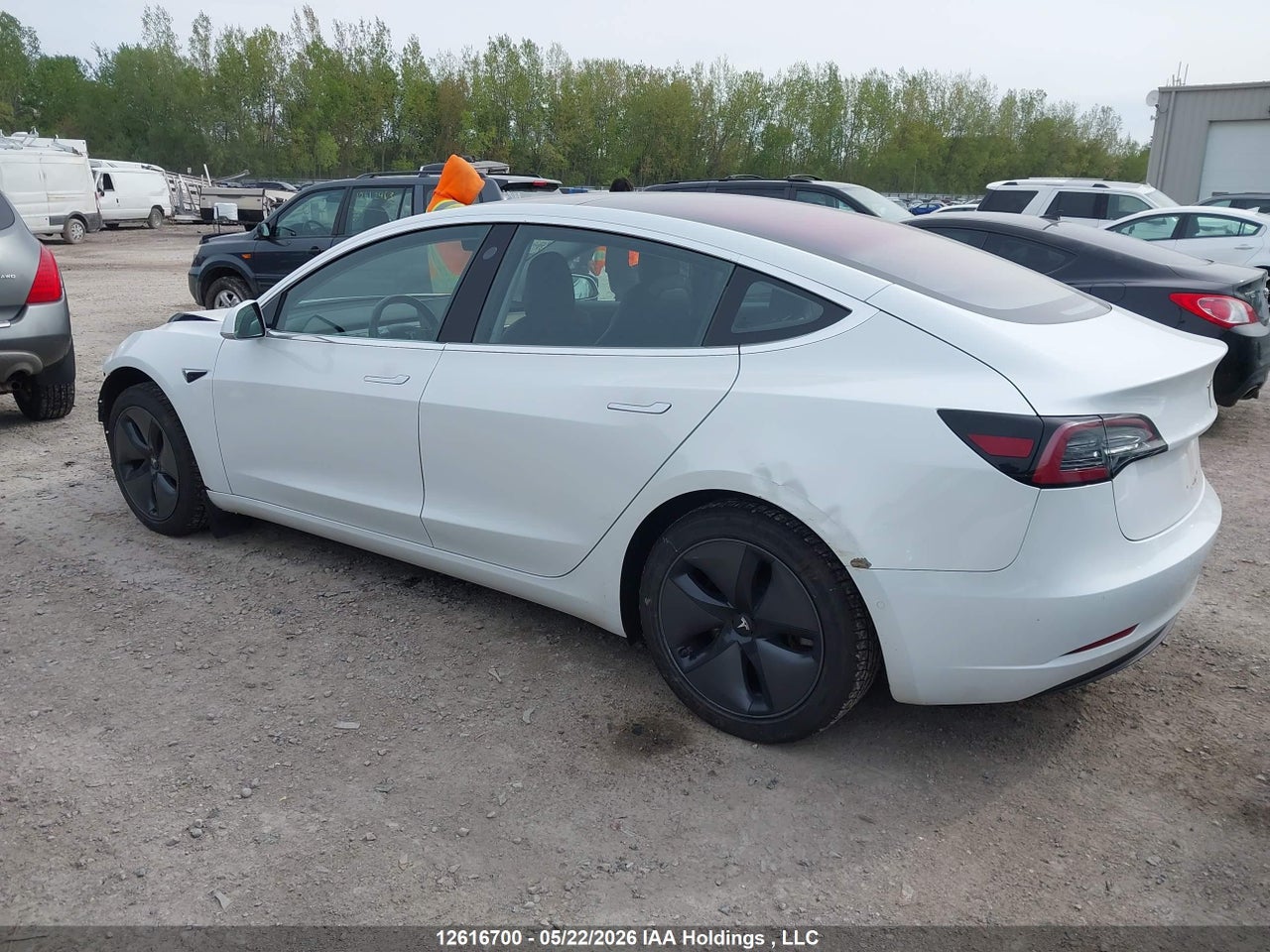 2018 TESLA MODEL 3 thumbnail 4