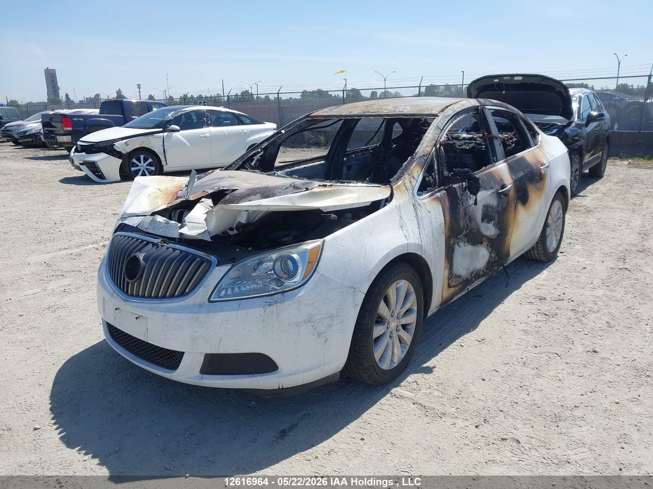 2014 BUICK VERANO thumbnail 3