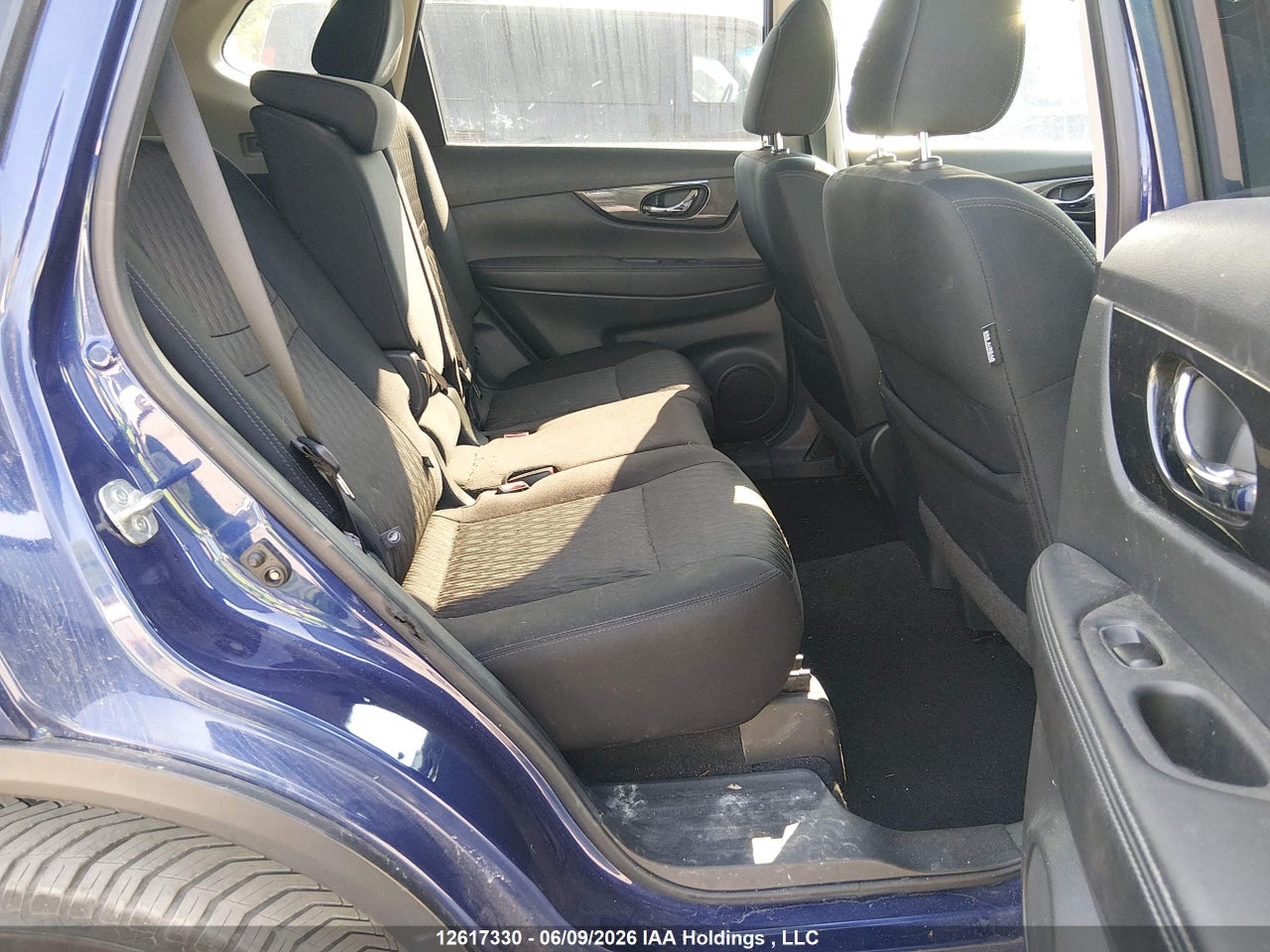 2018 NISSAN ROGUE thumbnail 9