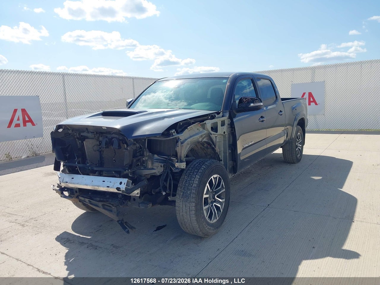 2023 TOYOTA TACOMA DOUBLE CAB/SR5/TRD SPORT/TRD OFF ROAD thumbnail 3