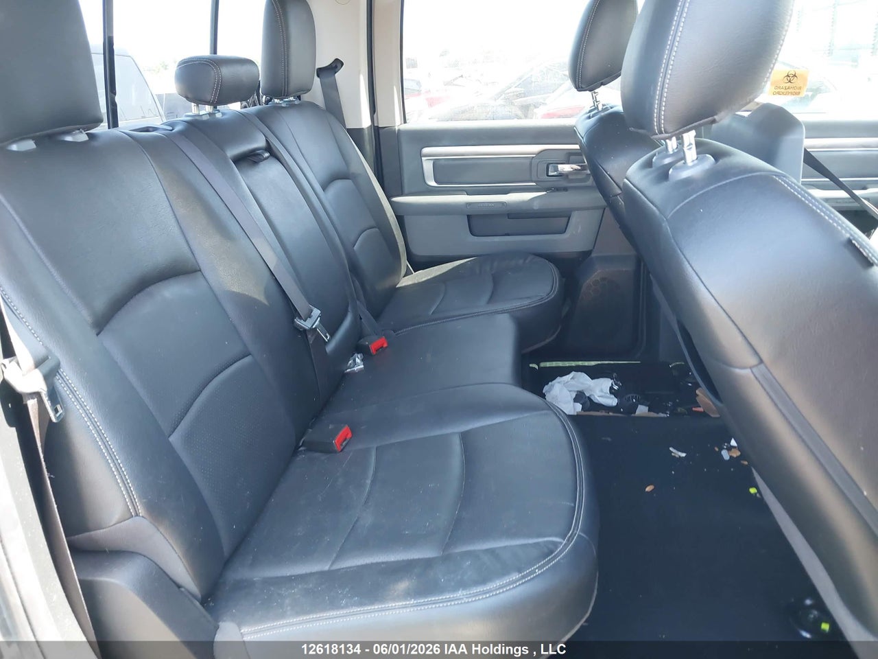 2018 RAM 1500 SLT thumbnail 9
