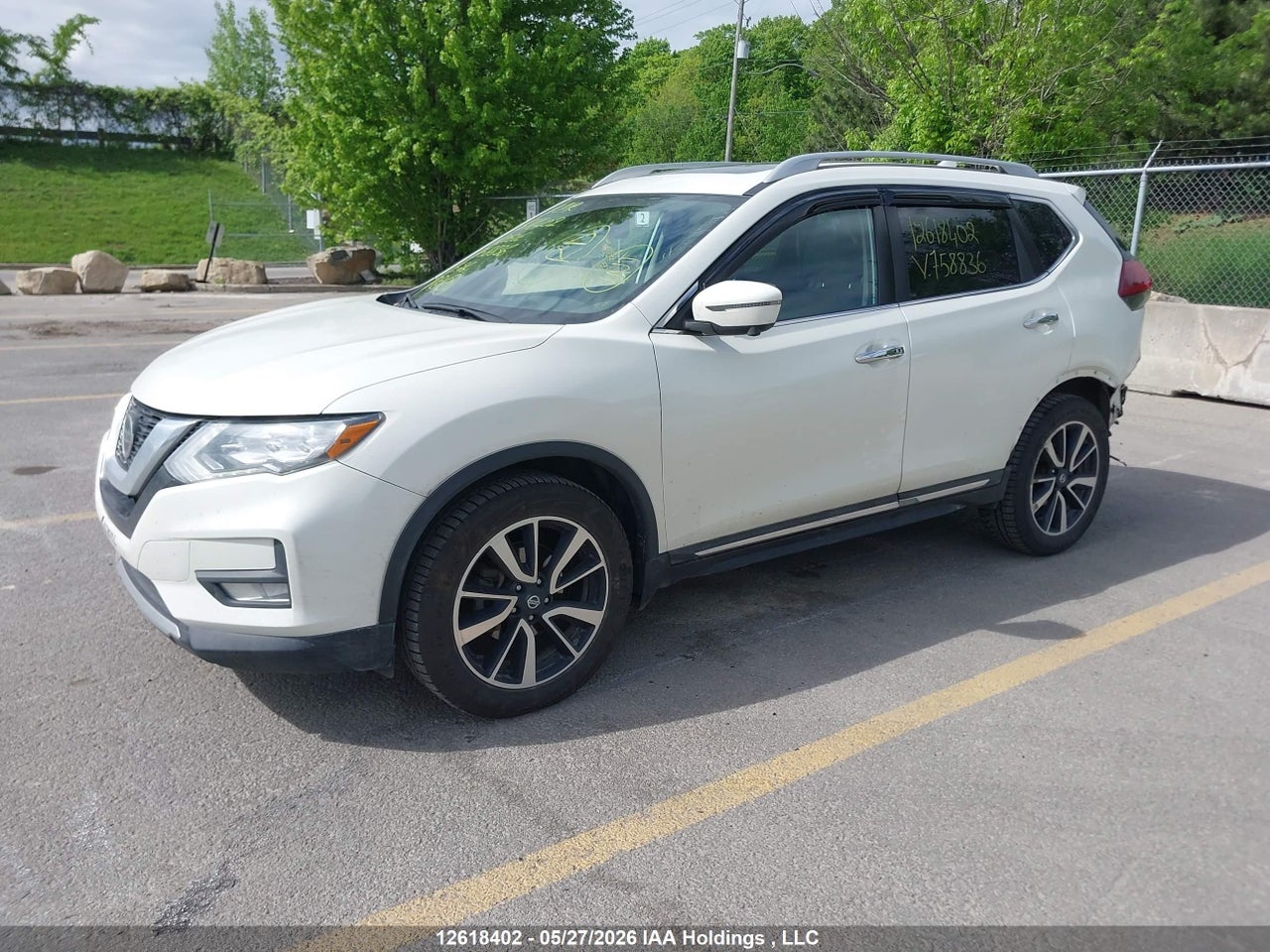 2020 NISSAN ROGUE thumbnail 3