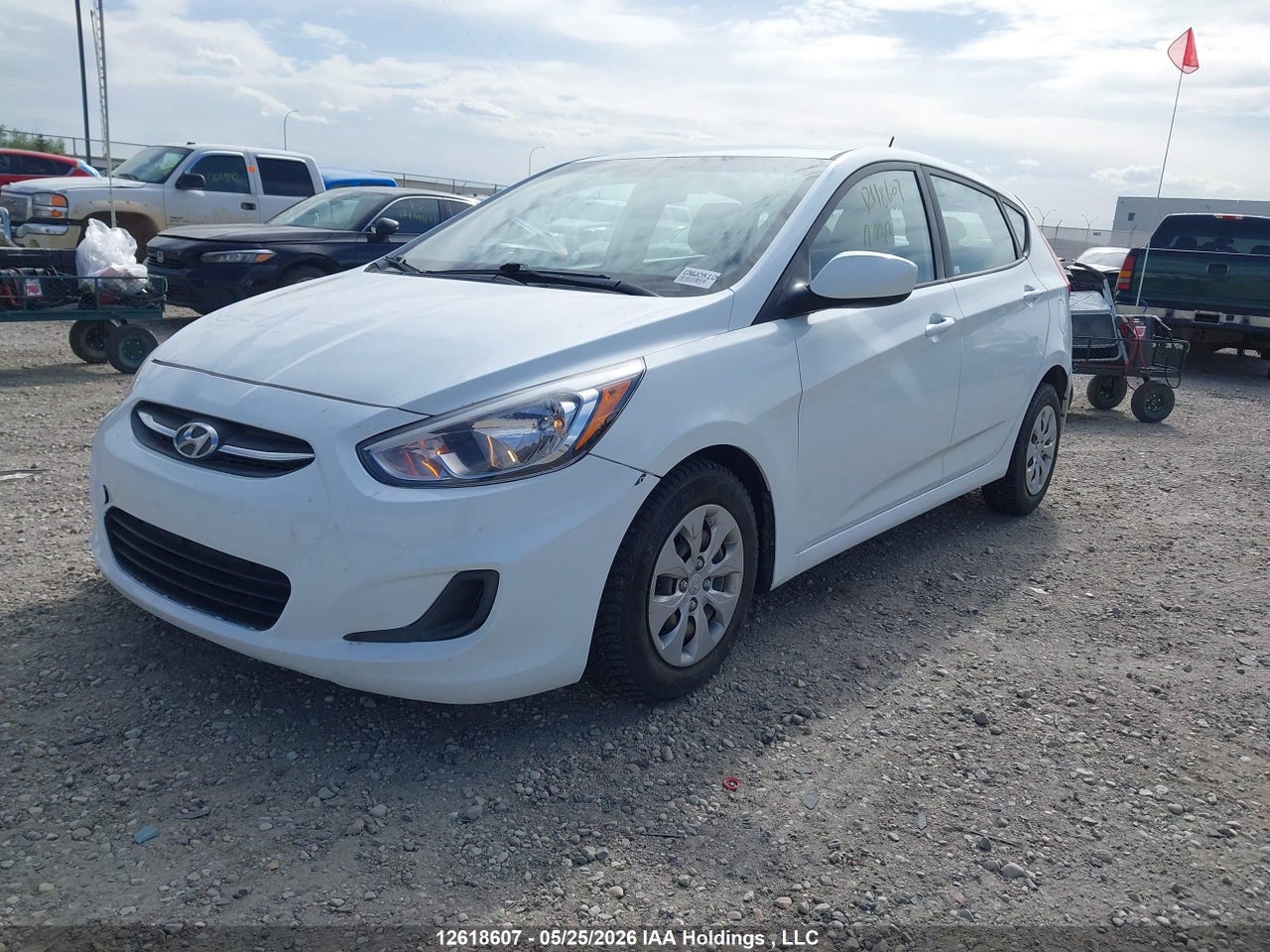 2017 HYUNDAI ACCENT GL thumbnail 3