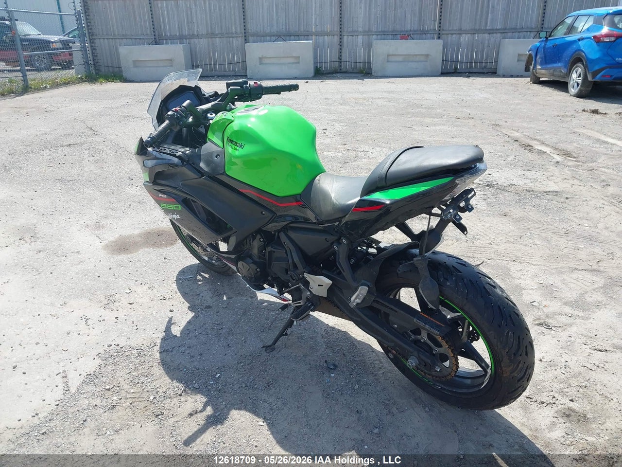 2021 KAWASAKI EX650 M thumbnail 4