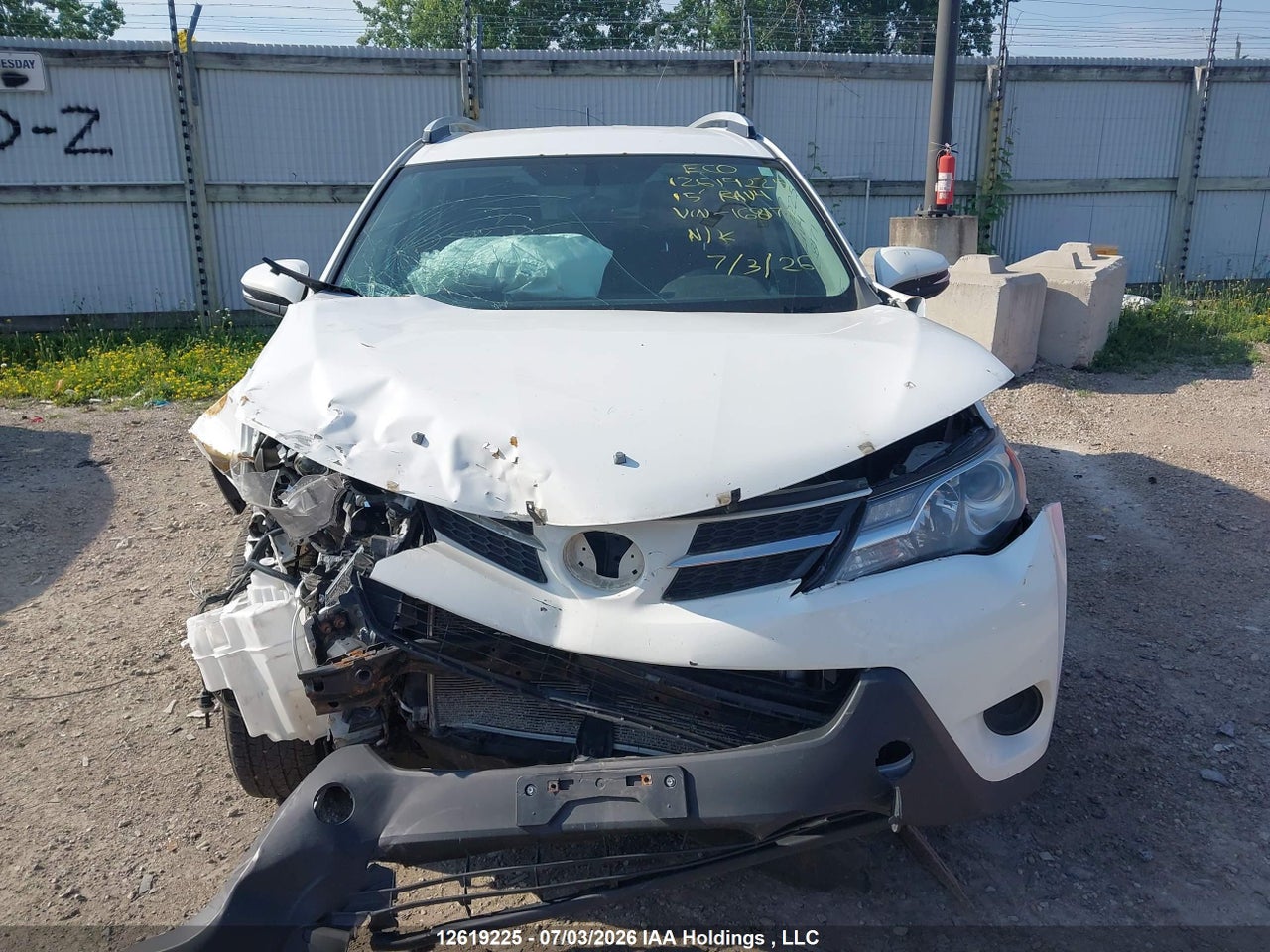 2015 TOYOTA RAV4 LE thumbnail 12