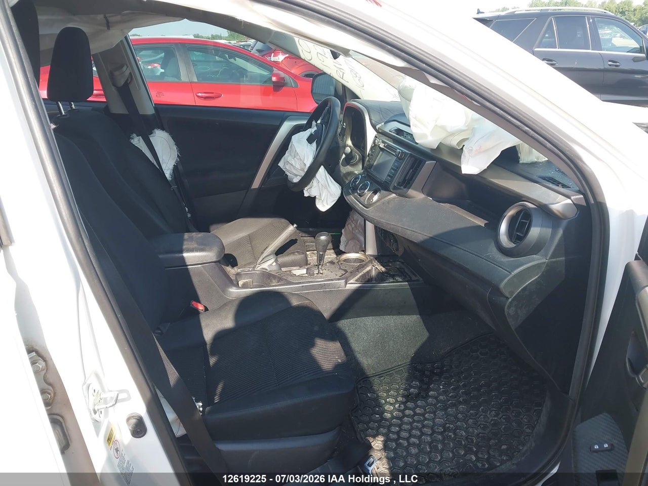 2015 TOYOTA RAV4 LE thumbnail 6