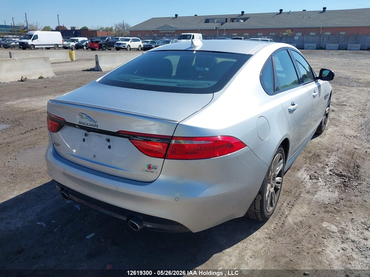 2017 JAGUAR XF S thumbnail 5