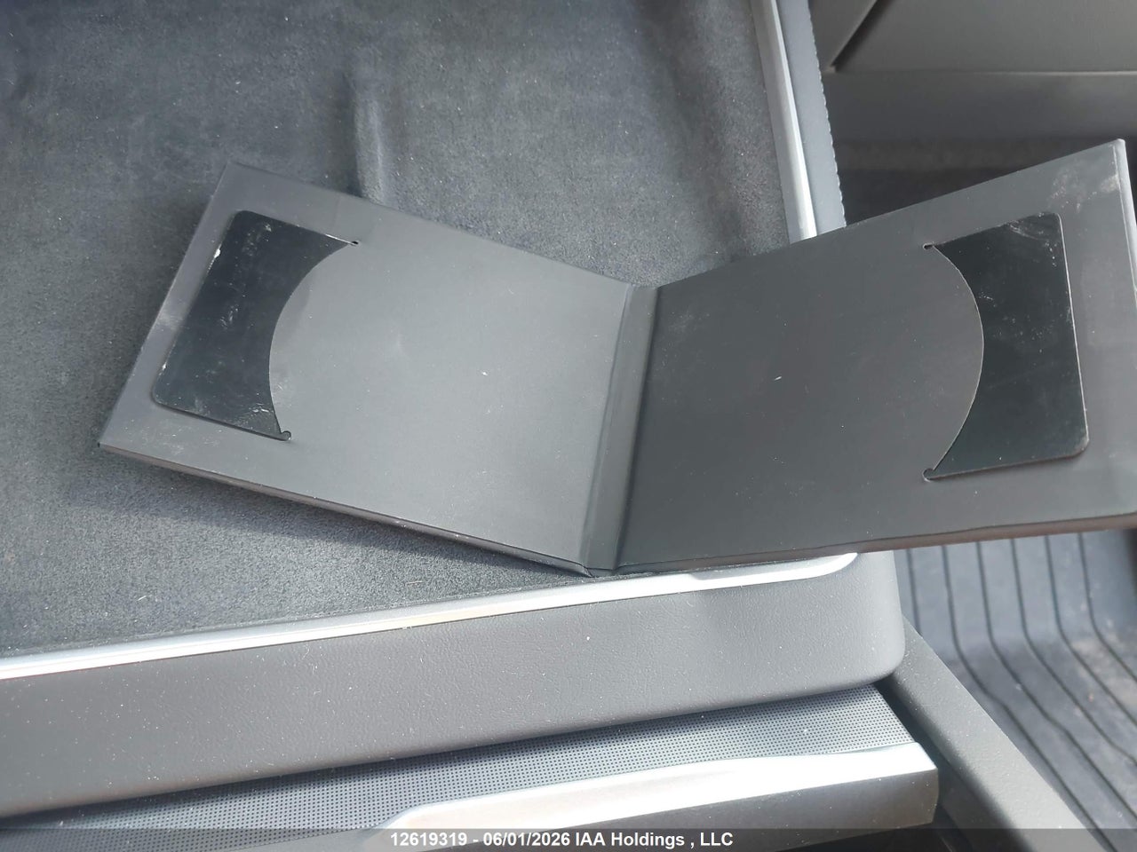2026 TESLA MODEL Y thumbnail 12