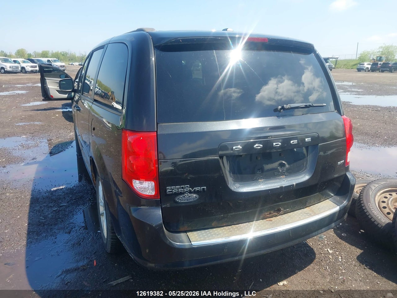 2015 DODGE GRAND CARAVAN SE thumbnail 4