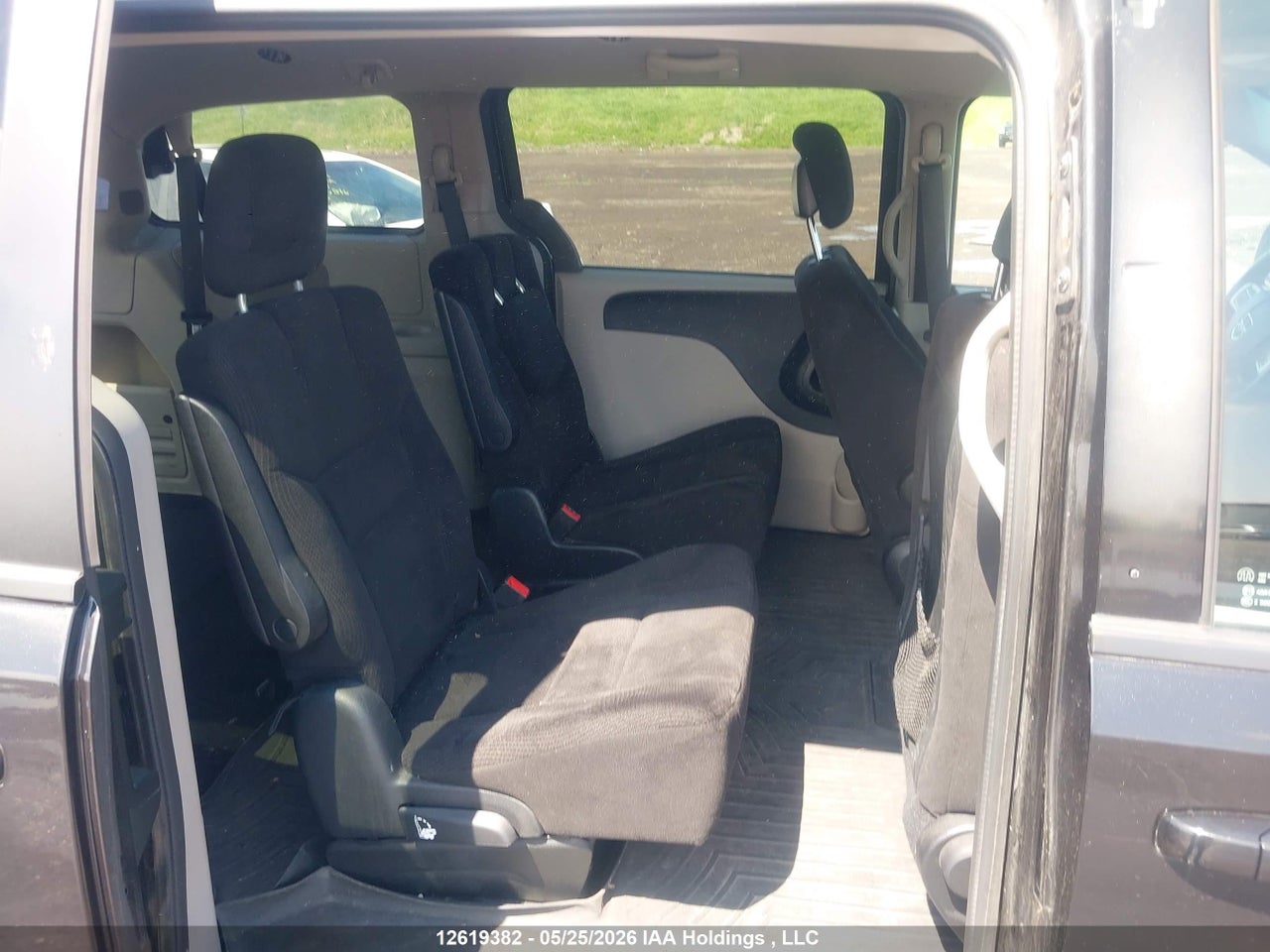 2015 DODGE GRAND CARAVAN SE thumbnail 9