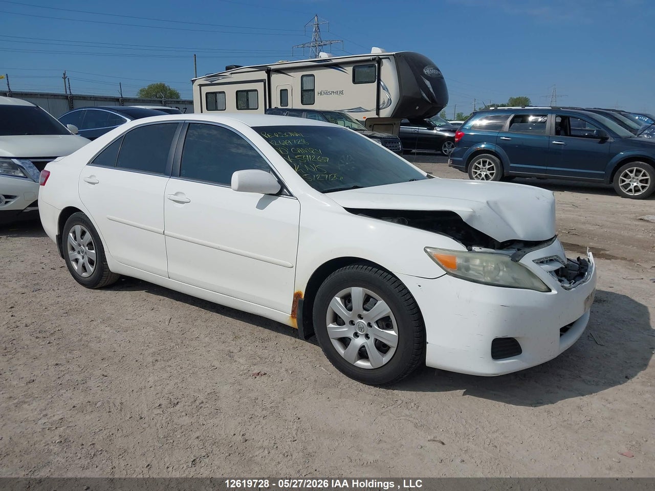 2010 TOYOTA CAMRY SE/LE/XLE thumbnail 2