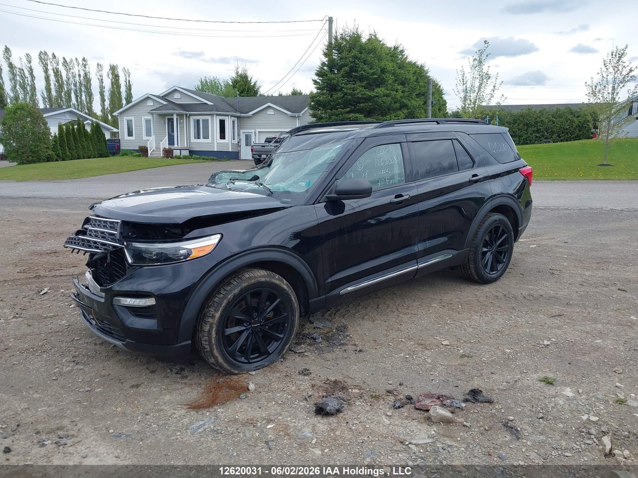 2020 FORD EXPLORER XLT thumbnail 3