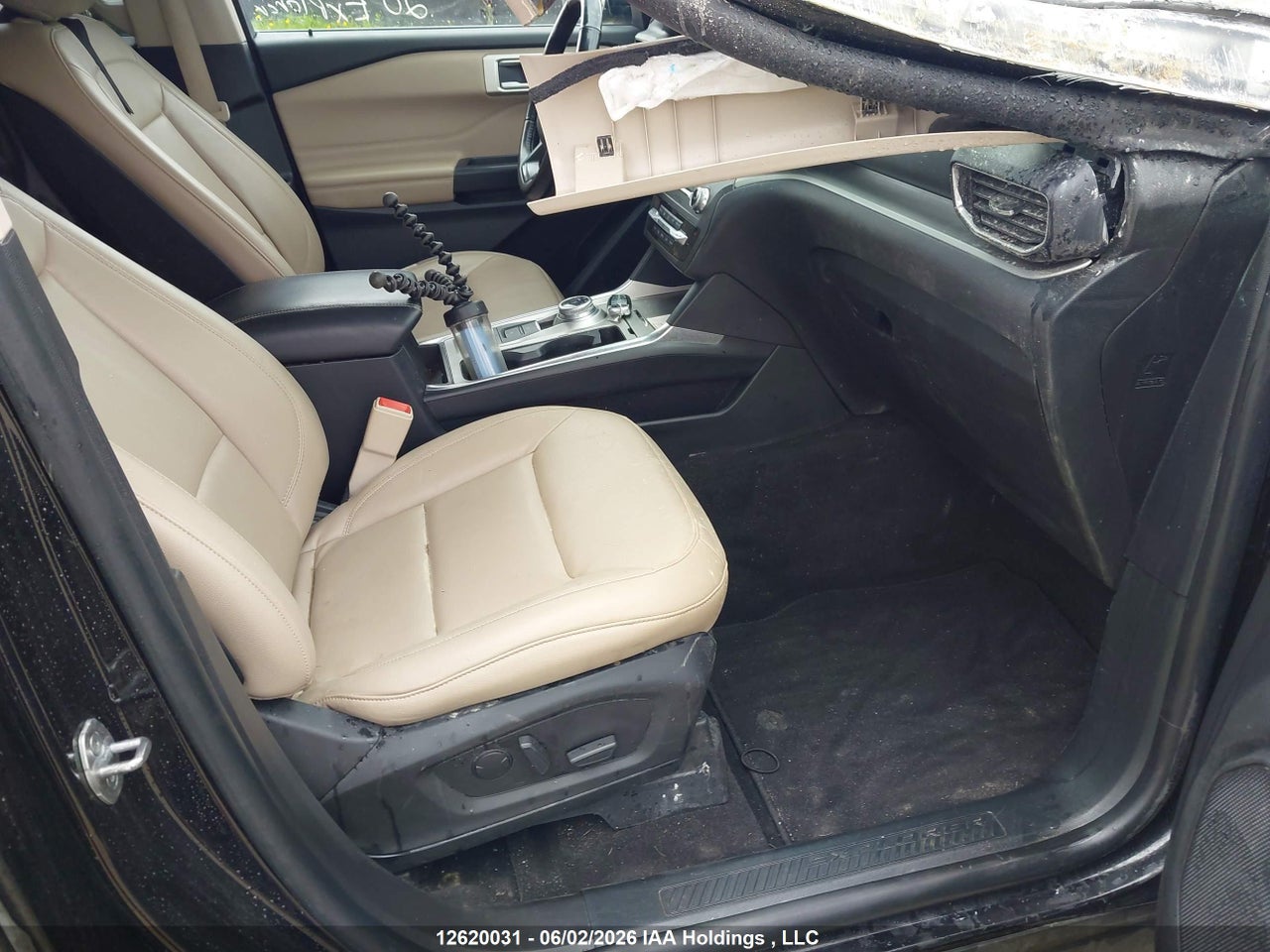 2020 FORD EXPLORER XLT thumbnail 6