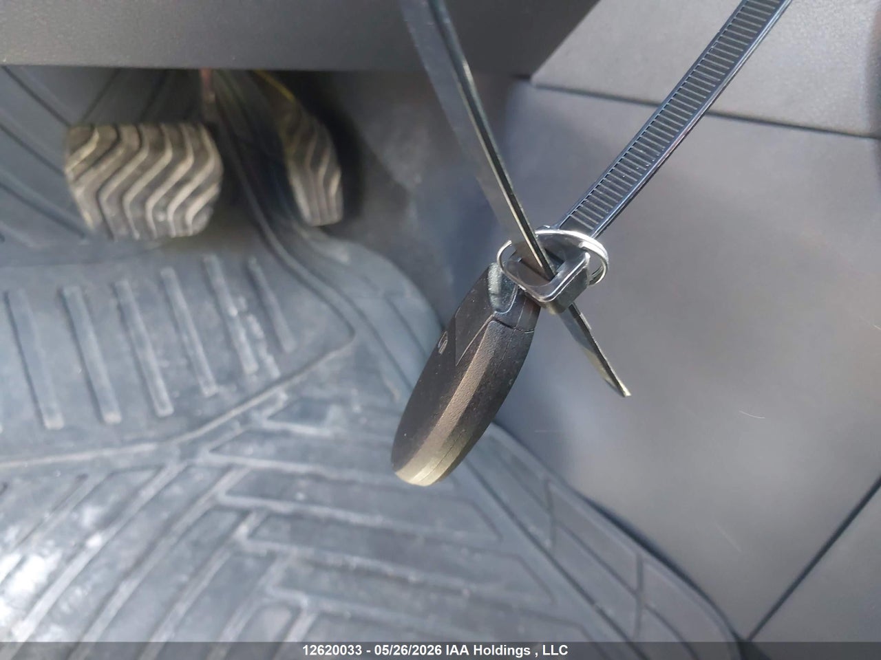 2019 NISSAN KICKS S/SR/SV thumbnail 12