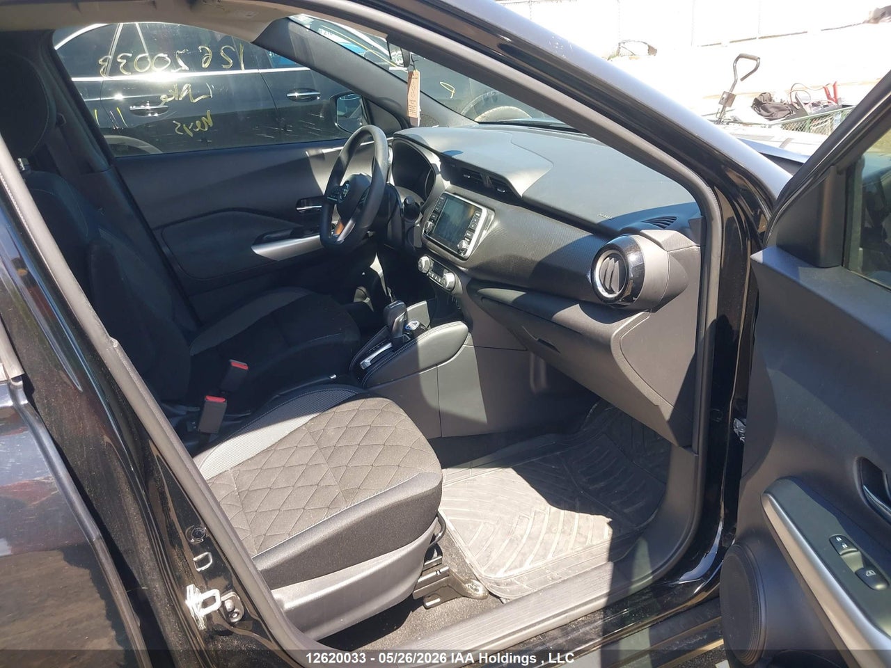 2019 NISSAN KICKS S/SR/SV thumbnail 6