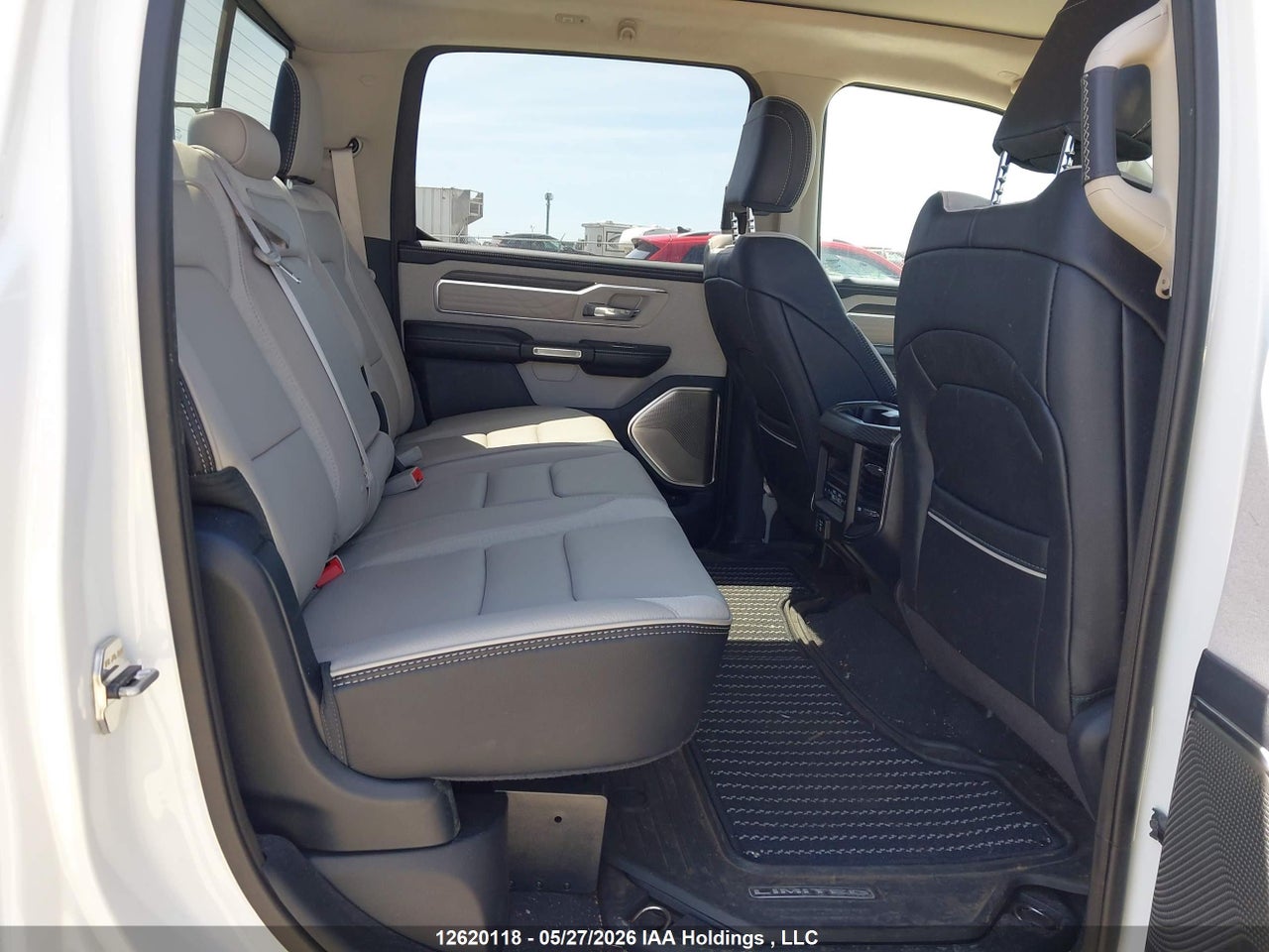 2022 RAM 1500 LIMITED thumbnail 9