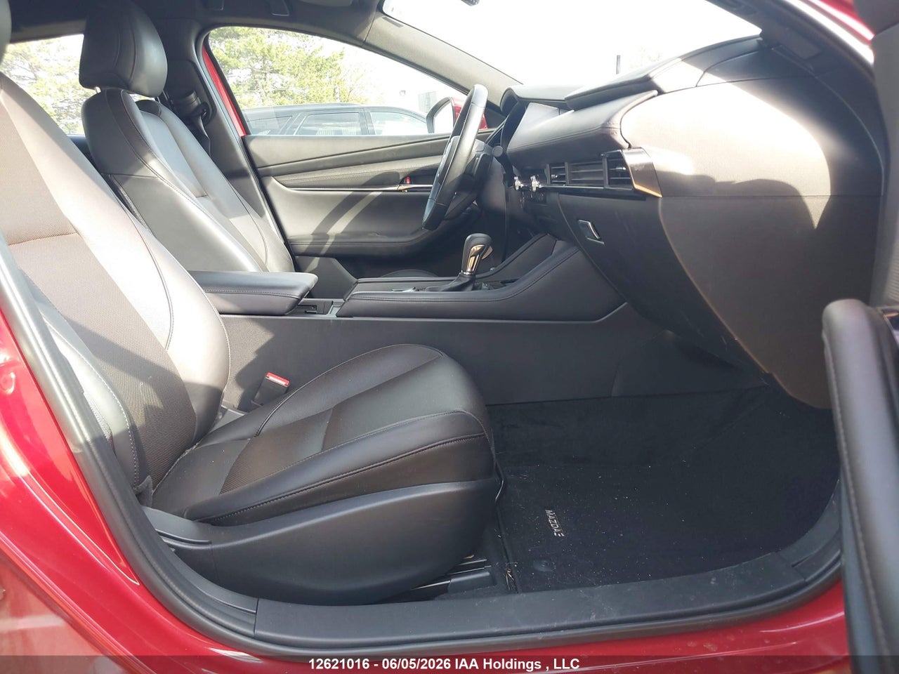 2024 MAZDA 3 PREMIUM thumbnail 6
