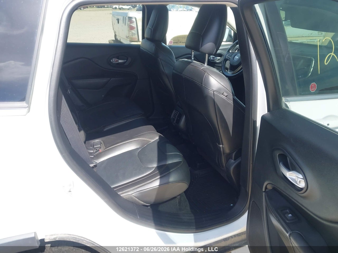 2015 JEEP CHEROKEE LIMITED thumbnail 9