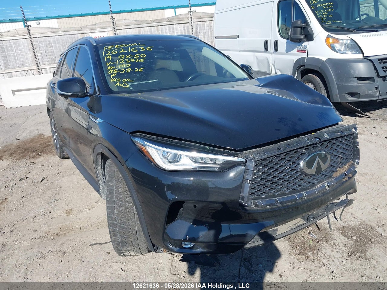 2019 INFINITI QX50 ESSENTIAL/PURE thumbnail 2