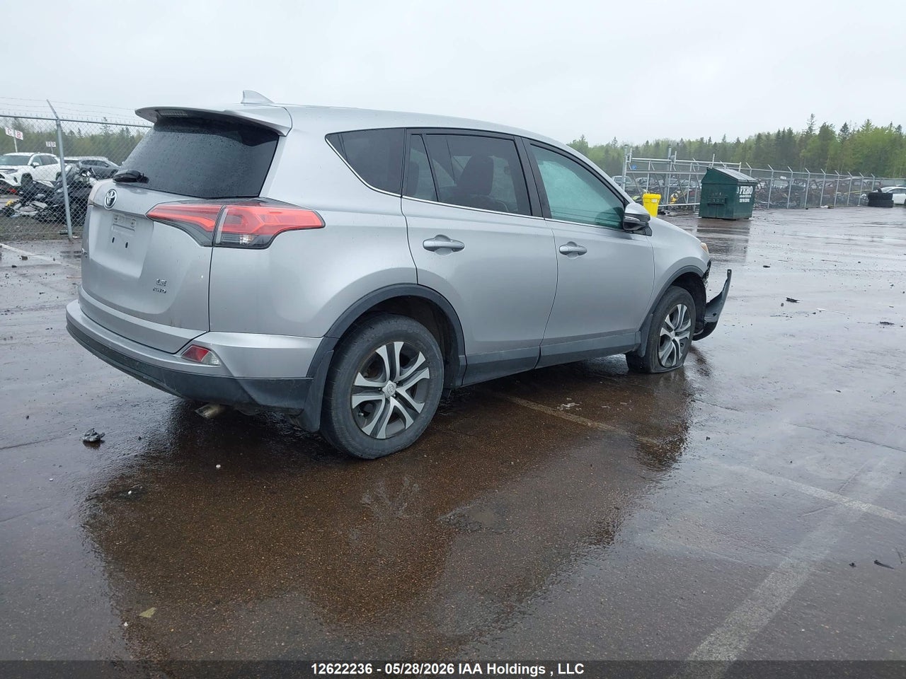2016 TOYOTA RAV4 LE thumbnail 5