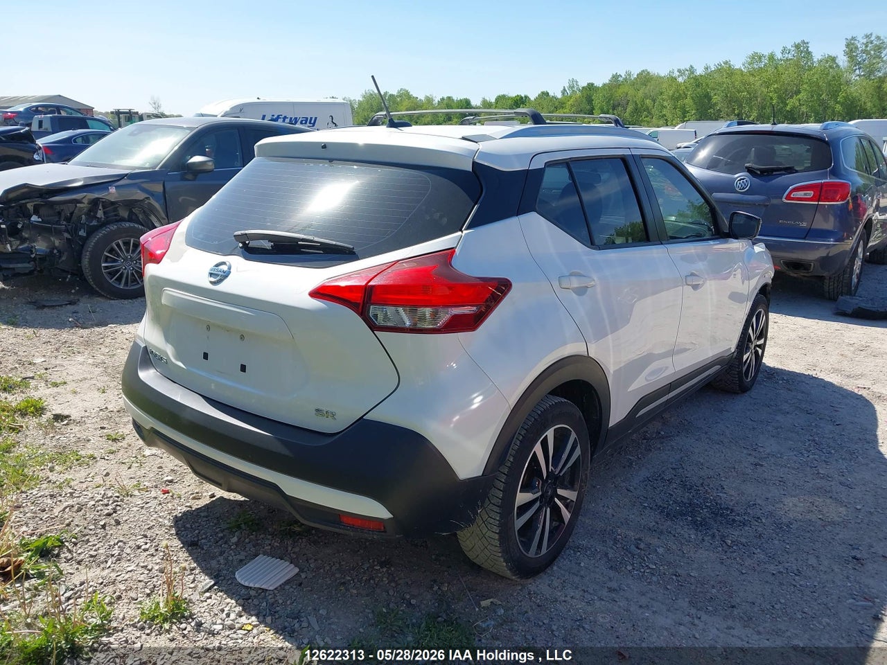 2019 NISSAN KICKS S/SR/SV thumbnail 5