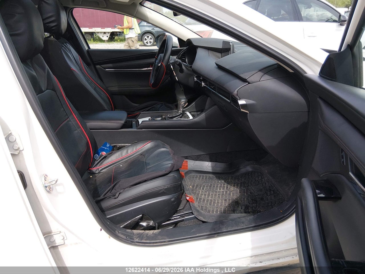 2025 MAZDA MAZDA3 thumbnail 6