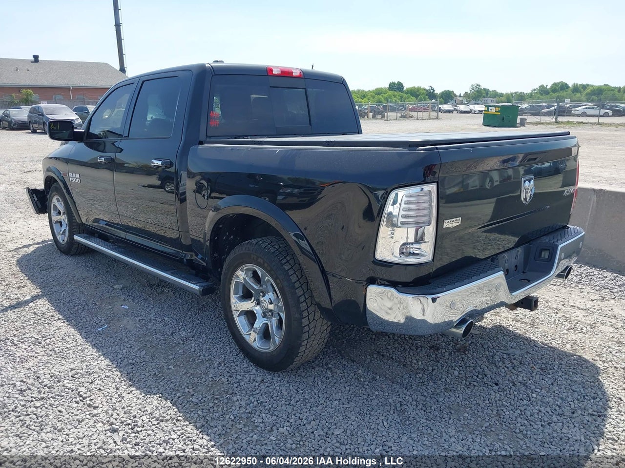 2015 RAM 1500 LARAMIE thumbnail 4