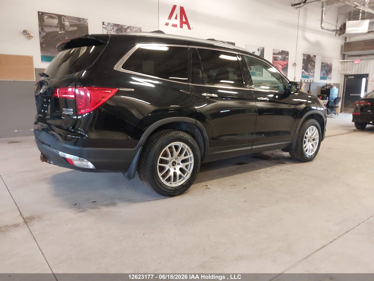 2016 HONDA PILOT TOURING thumbnail 5