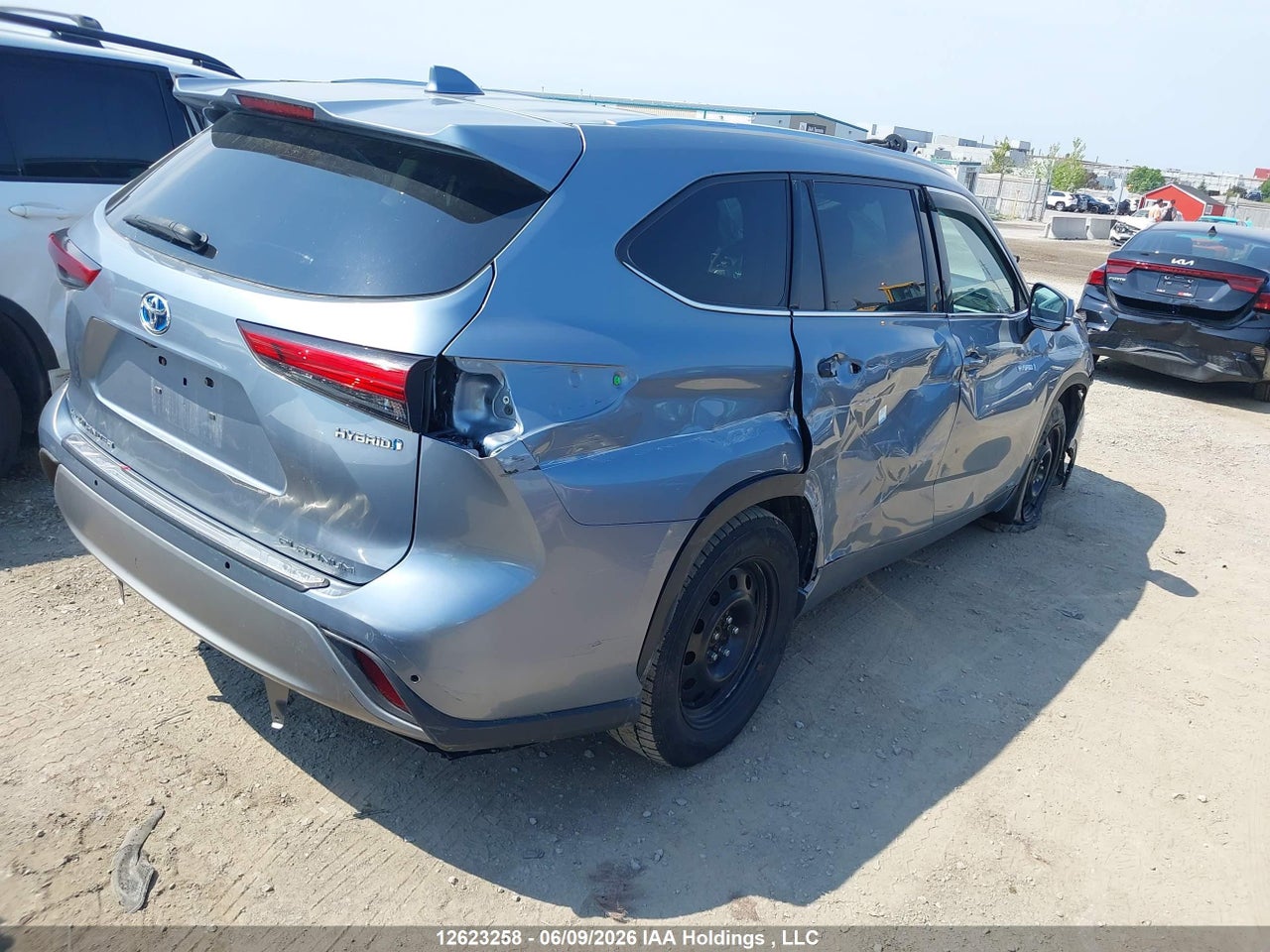 2021 TOYOTA HIGHLANDER HYBRID LIMITED thumbnail 5