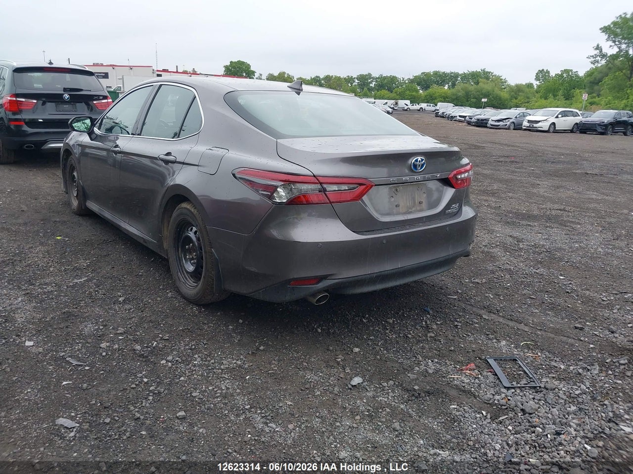 2023 TOYOTA CAMRY HYBRID XLE thumbnail 4