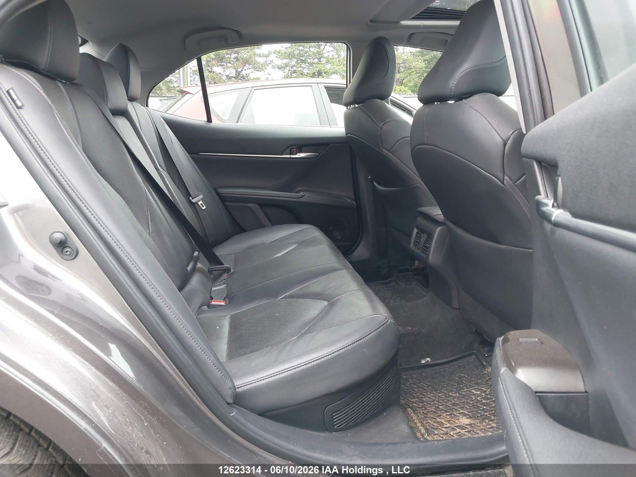 2023 TOYOTA CAMRY HYBRID XLE thumbnail 9
