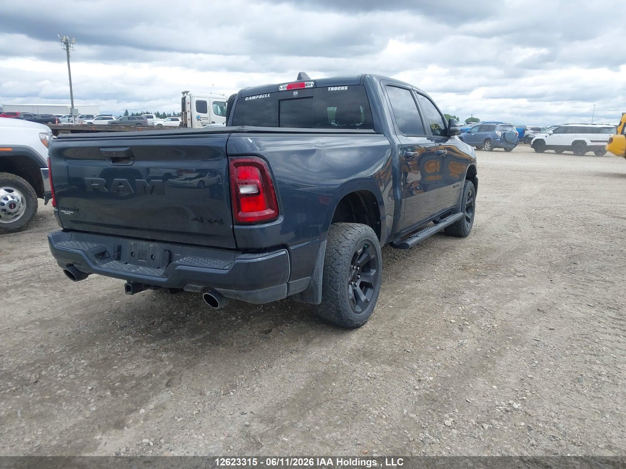 2025 RAM 1500 SPORT thumbnail 5