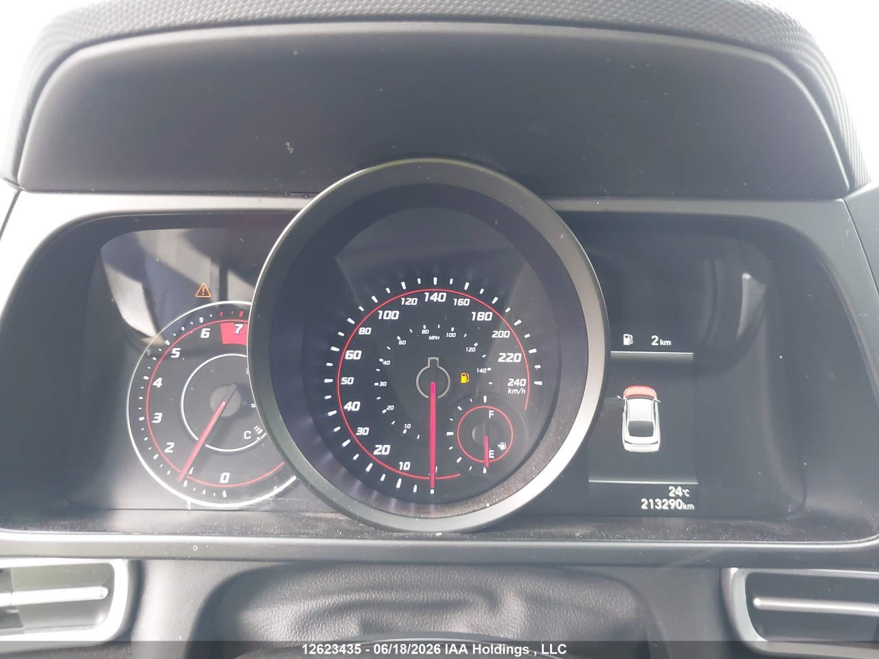 2023 HYUNDAI ELANTRA PREFERRED IVT thumbnail 8