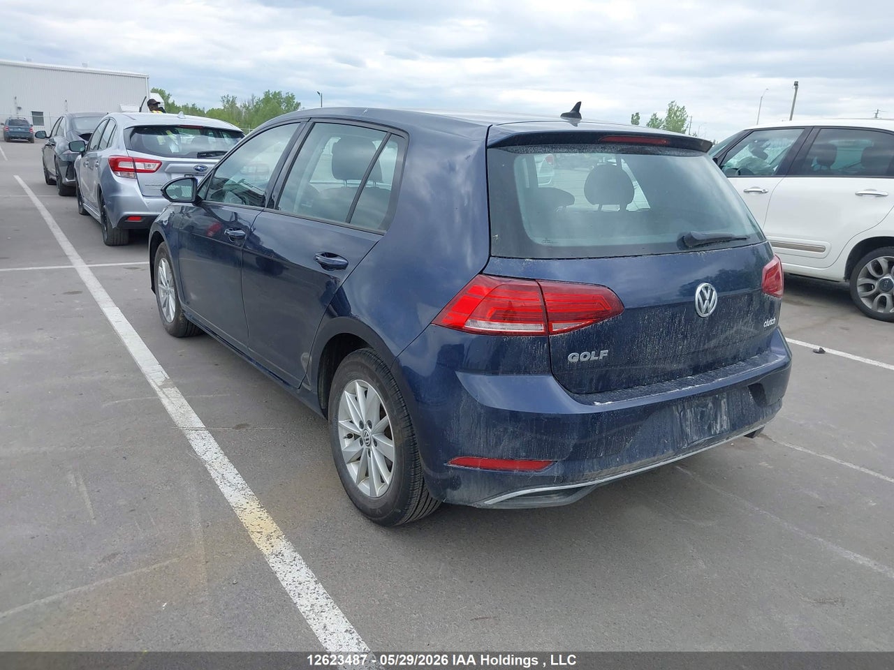 2019 VOLKSWAGEN GOLF S/SE thumbnail 4
