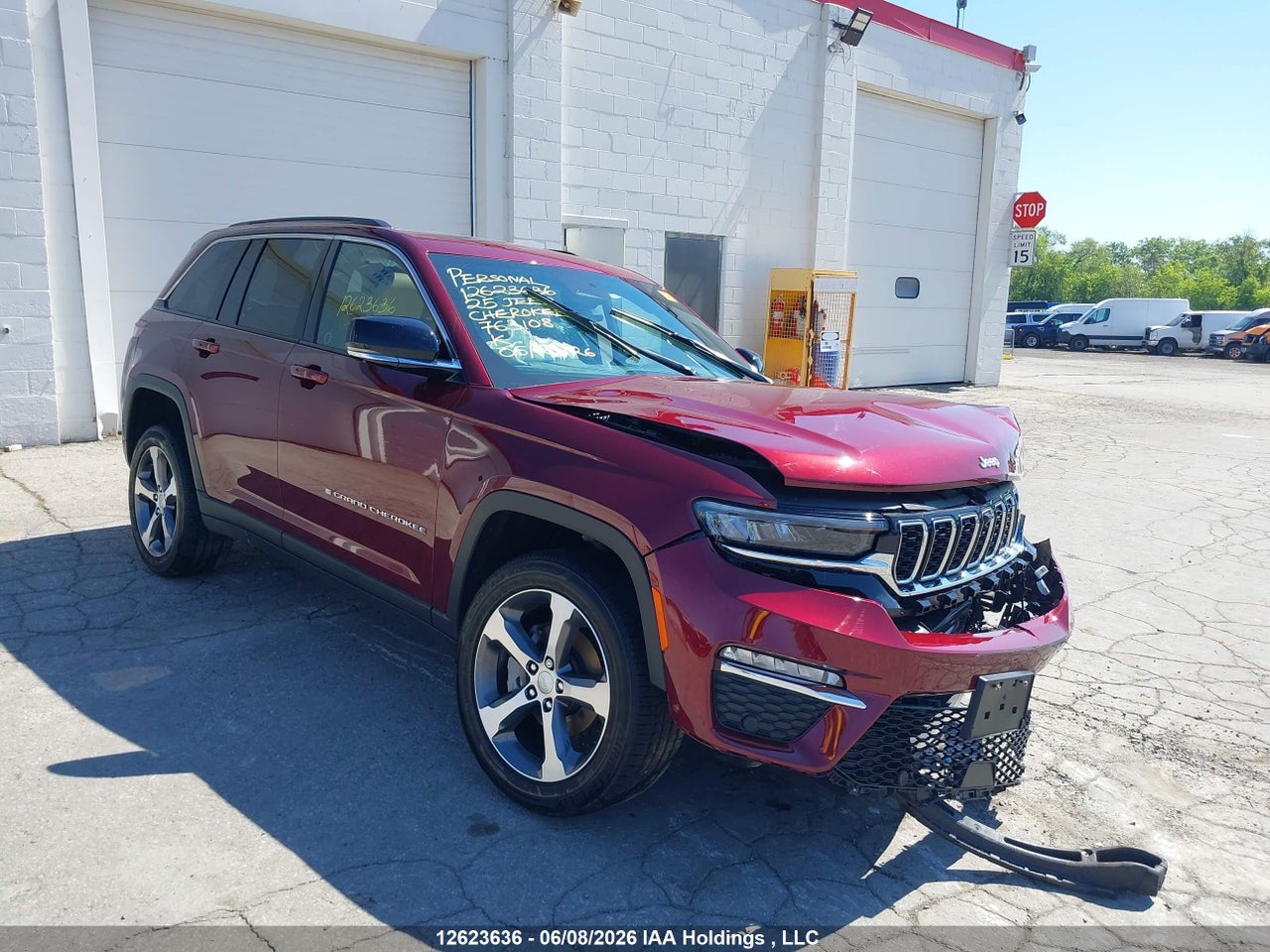 2025 JEEP GRAND CHEROKEE LIMITED thumbnail 2