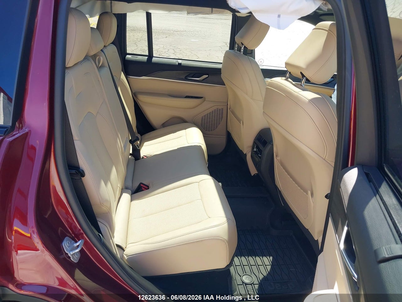 2025 JEEP GRAND CHEROKEE LIMITED thumbnail 9