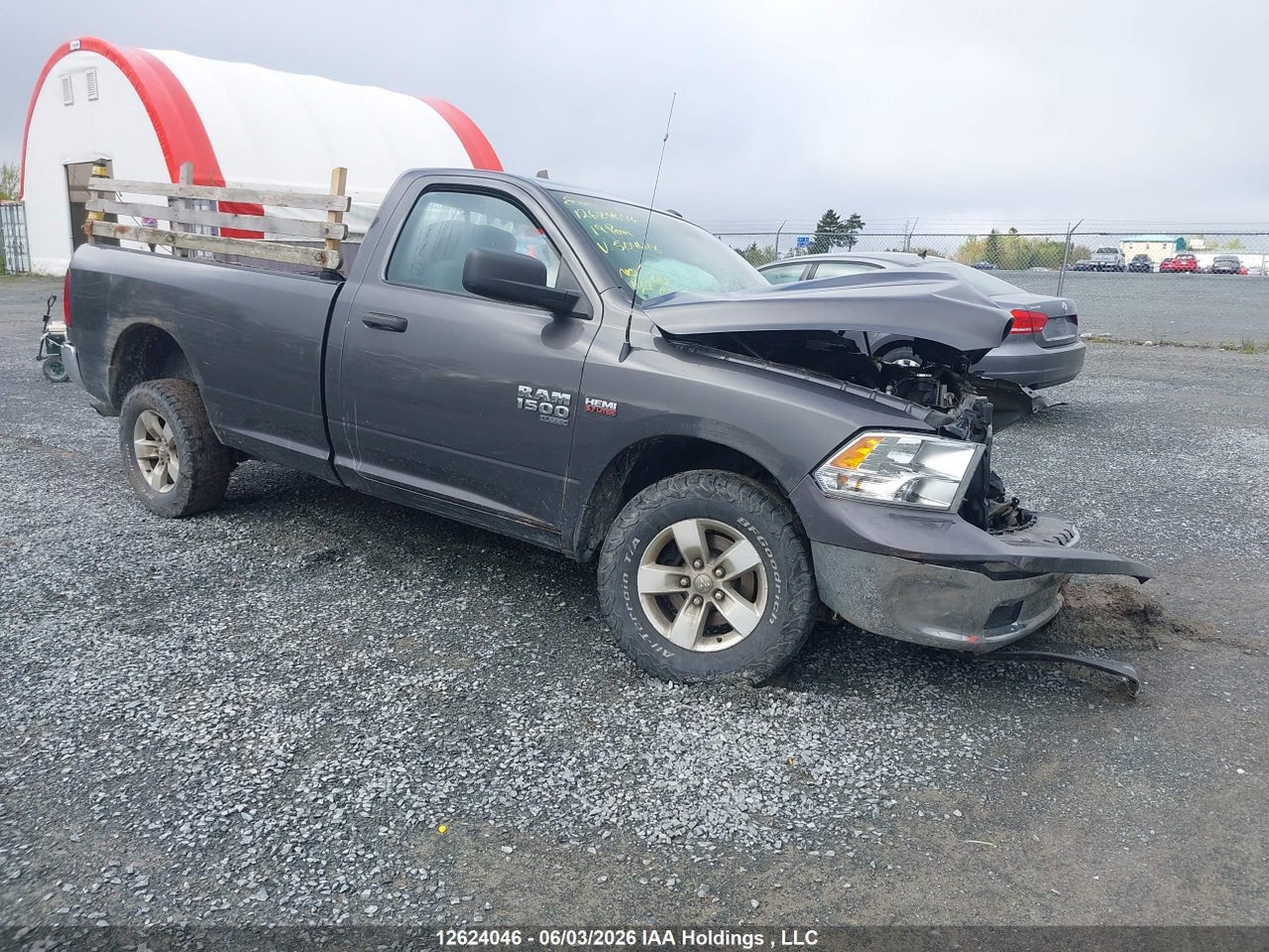 2019 RAM 1500 CLASSIC ST thumbnail 2
