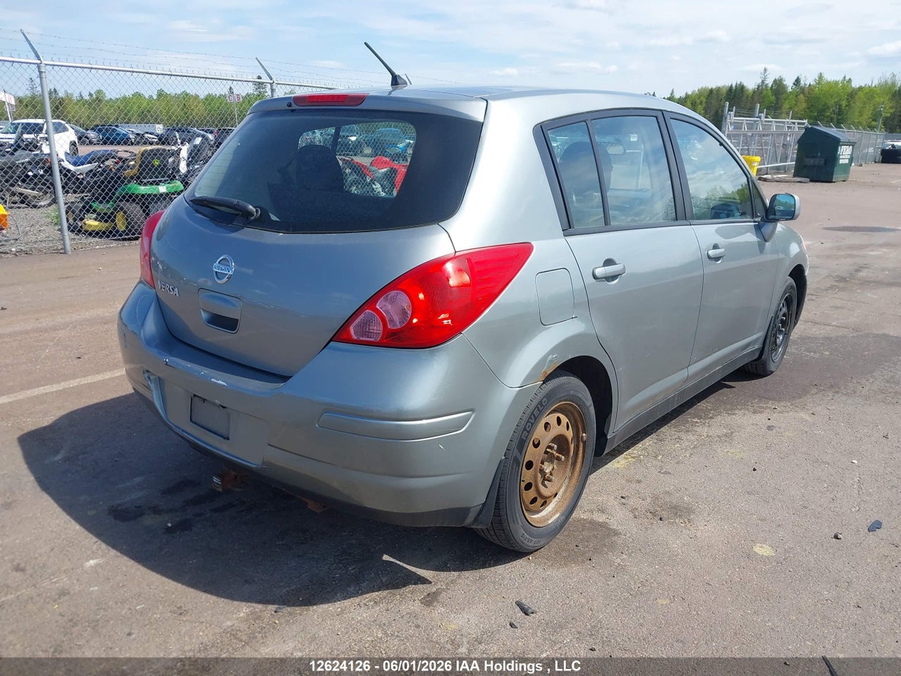 2011 NISSAN VERSA thumbnail 5