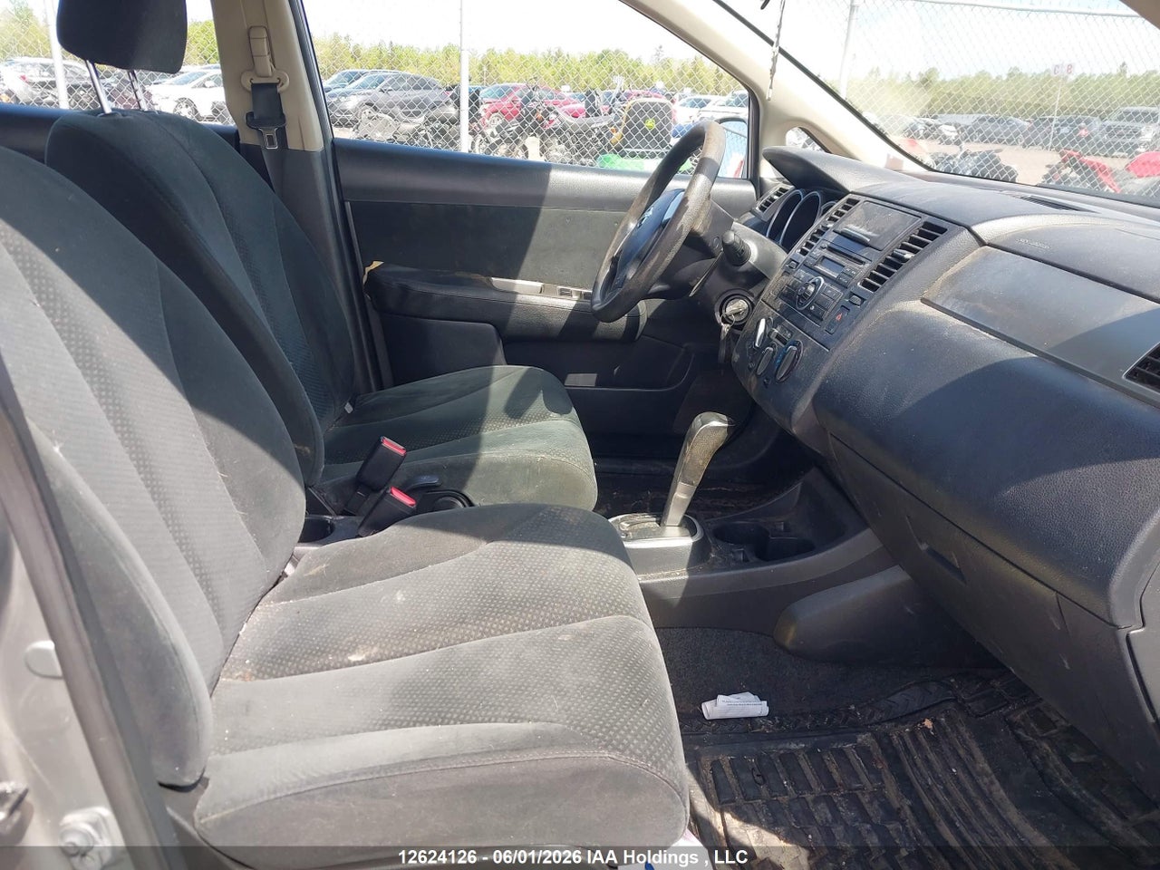 2011 NISSAN VERSA thumbnail 6