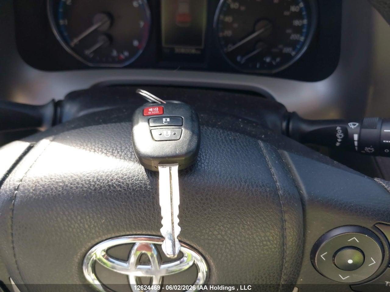 2017 TOYOTA RAV4 LE thumbnail 12