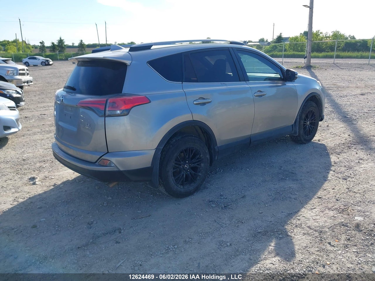2017 TOYOTA RAV4 LE thumbnail 5