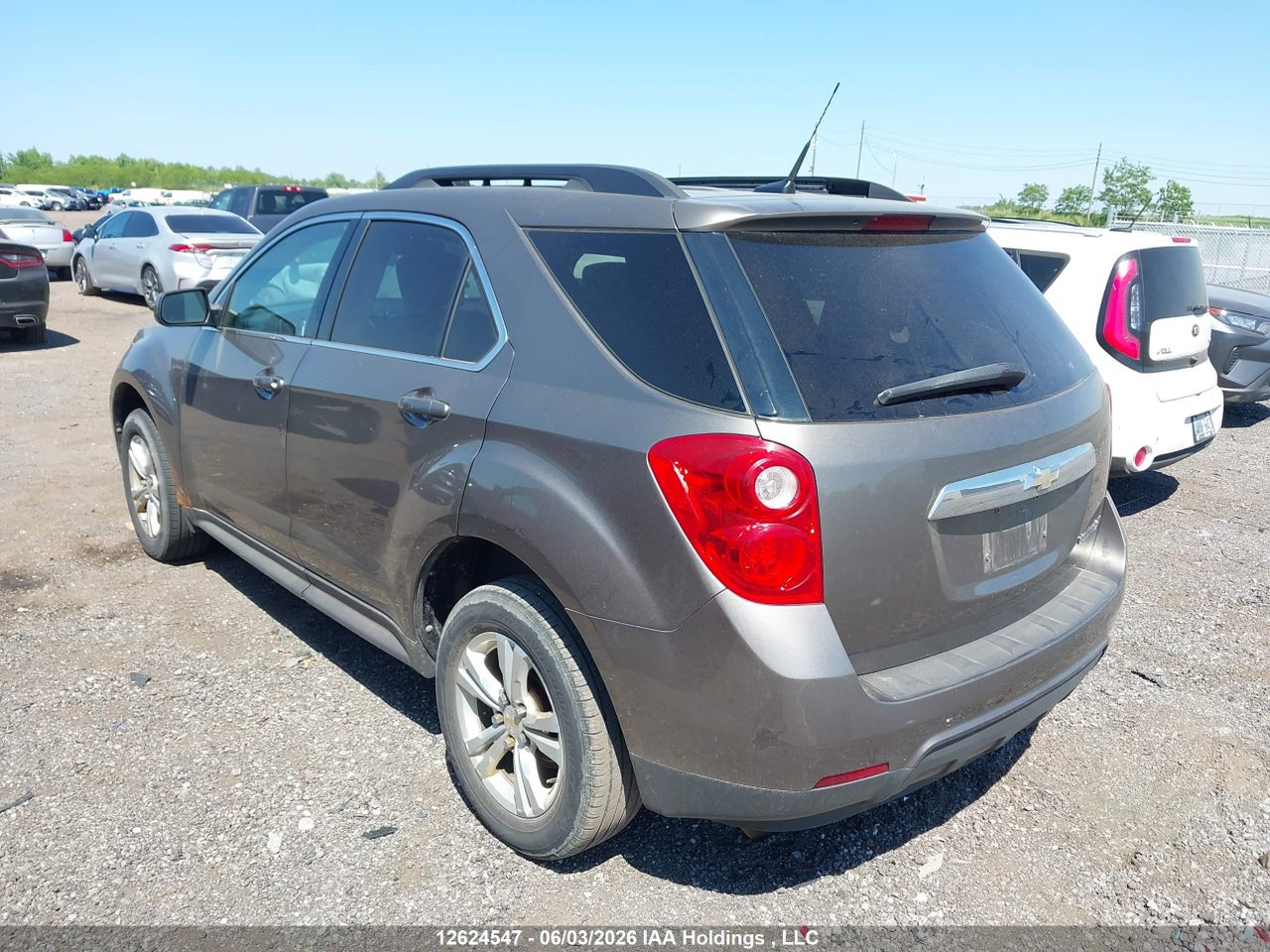2011 CHEVROLET EQUINOX thumbnail 4