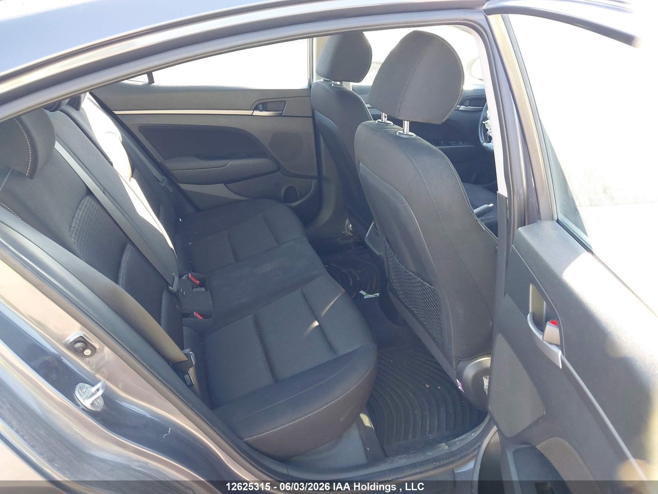2017 HYUNDAI ELANTRA GL thumbnail 9