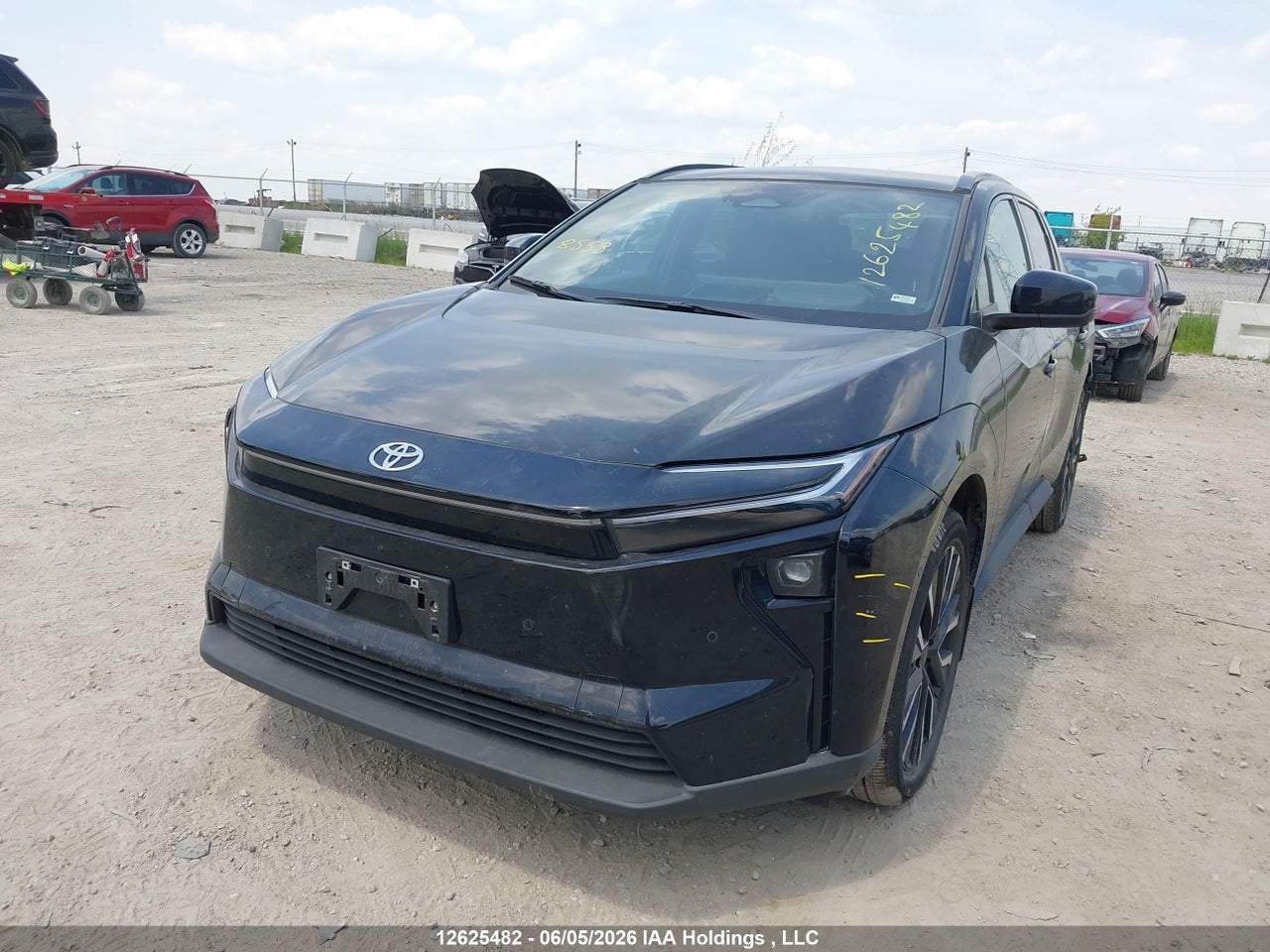 2026 TOYOTA BZ4X thumbnail 3