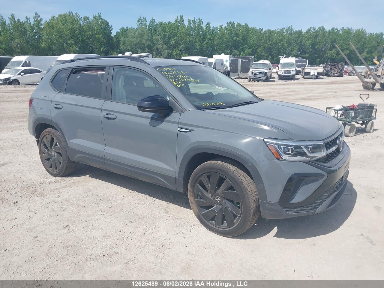 2024 VOLKSWAGEN TAOS SE thumbnail 2