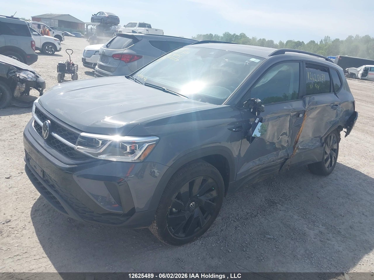 2024 VOLKSWAGEN TAOS SE thumbnail 3