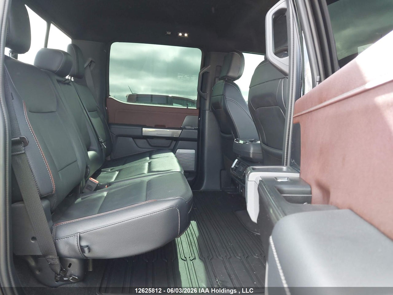 2023 FORD F-150 LARIAT thumbnail 9